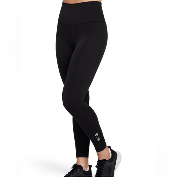 Peloton Lululemon Align 25” pocket leggings Black size...